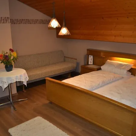 Beim Kreuzfelder Apartamento